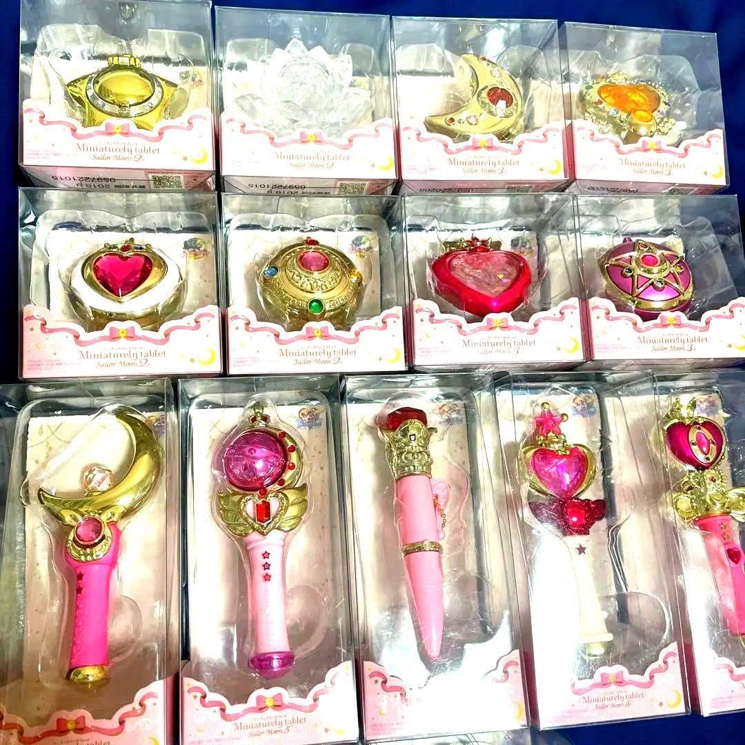 セーラームーン ミニチュアリータブレット16種 Amazon.co.jp