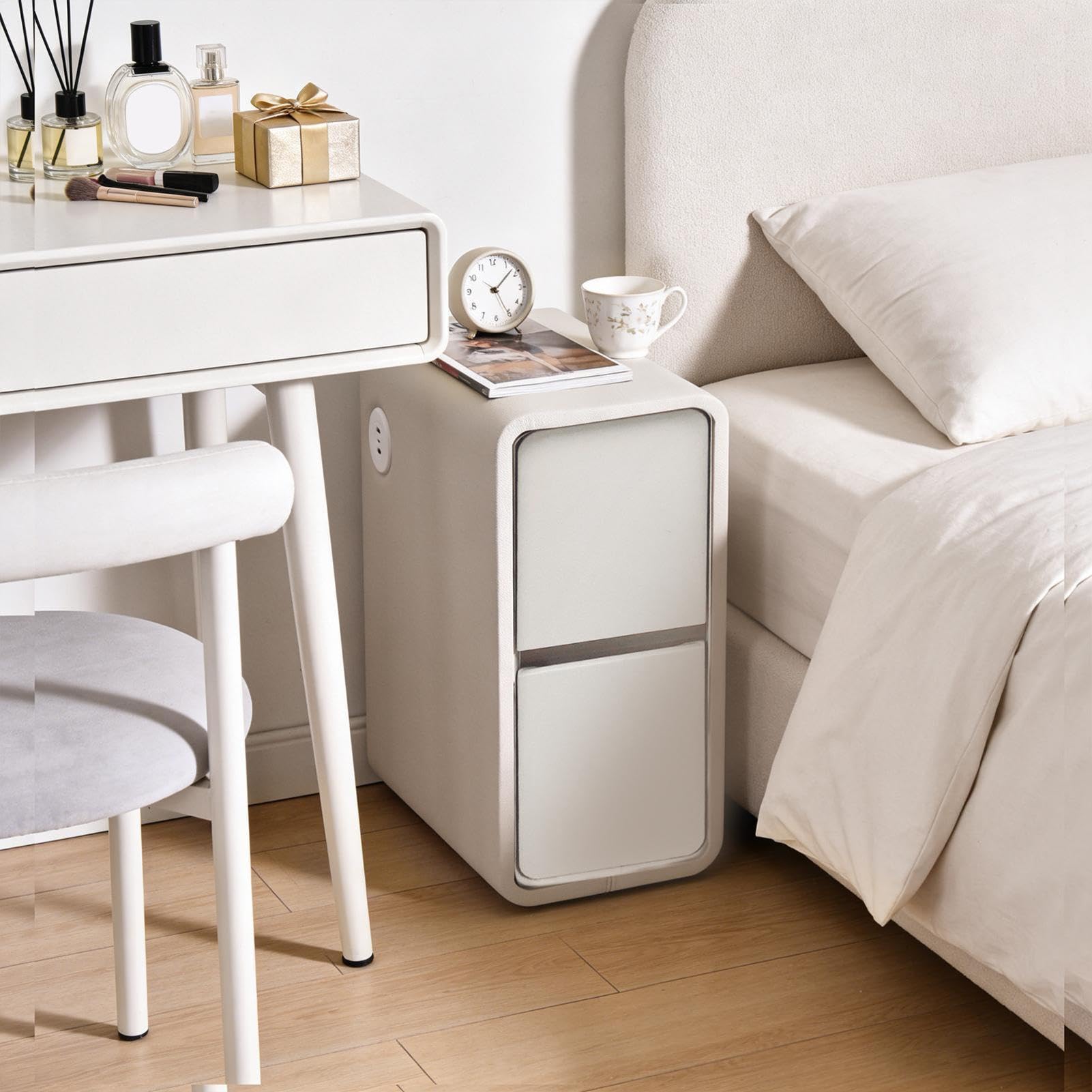 Generisch Nachttisch schmal - Beistelltisch mit 2 Schubladen, Nachttisch Holz mit 2 Ladestation, Fertig Montiert, Kunstleder, Ideal für Schlafzimmer, Wohnzimmer, Wohnheim oder Flur, 20 cm Breit(weiß)
