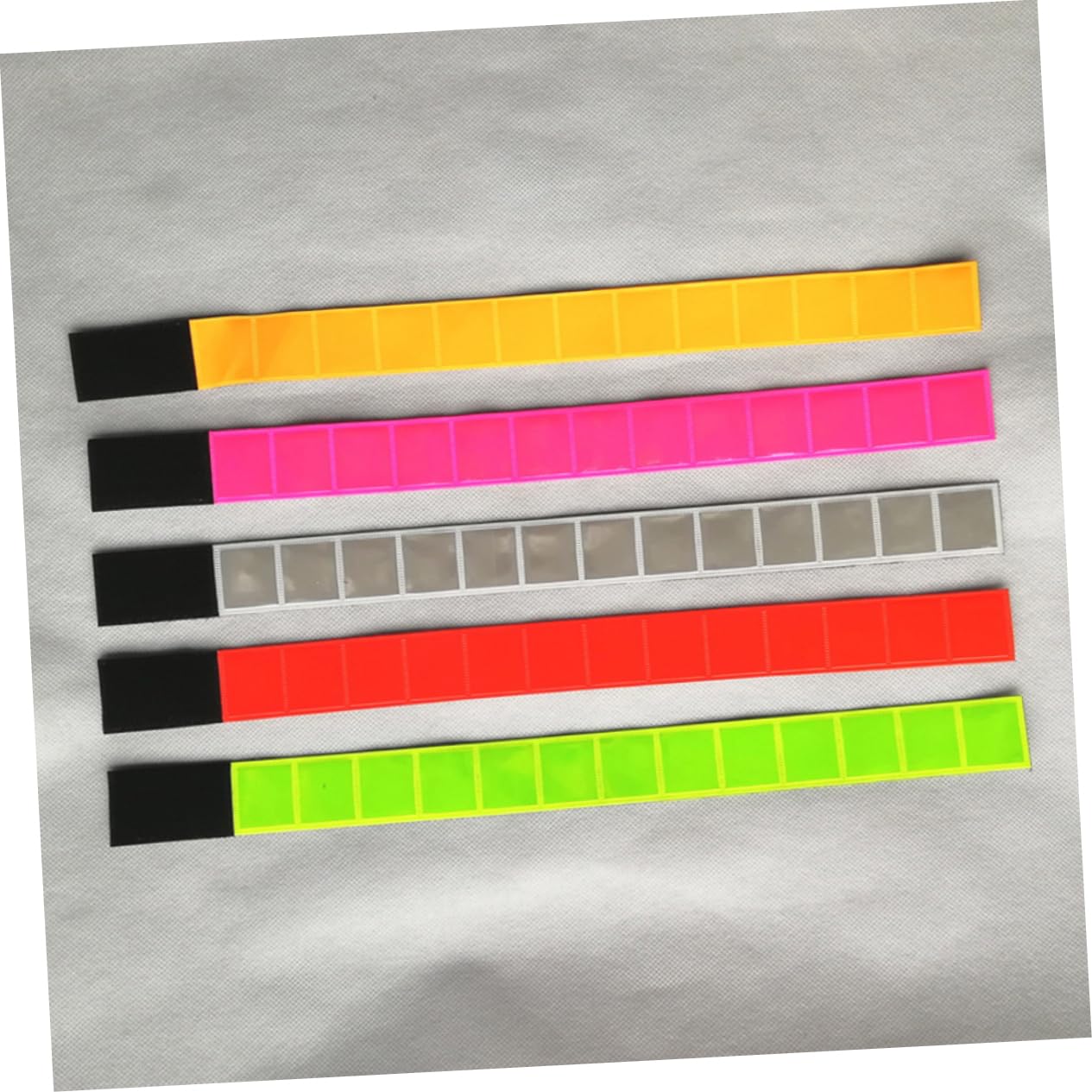 INOOMP 12 Pulseras De Visibilidad Muñequeras De Seguridad para Ciclismo Pulseras Luminosas para Correr Pulseras Reflectantes Pulseras Fluorescentes para Concierto Cinturón Equipo