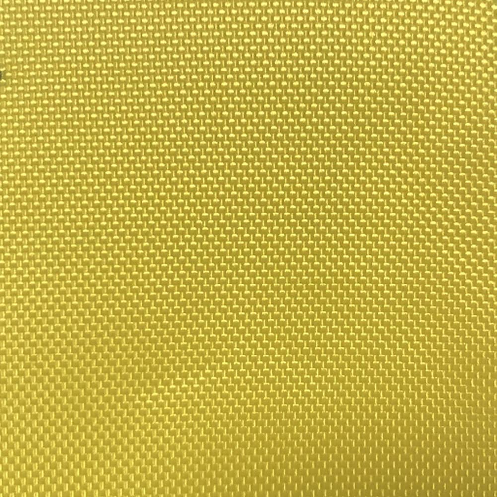 Voile d'ombrage pour terrasse 3x3m créant un coin frais près de la piscine
