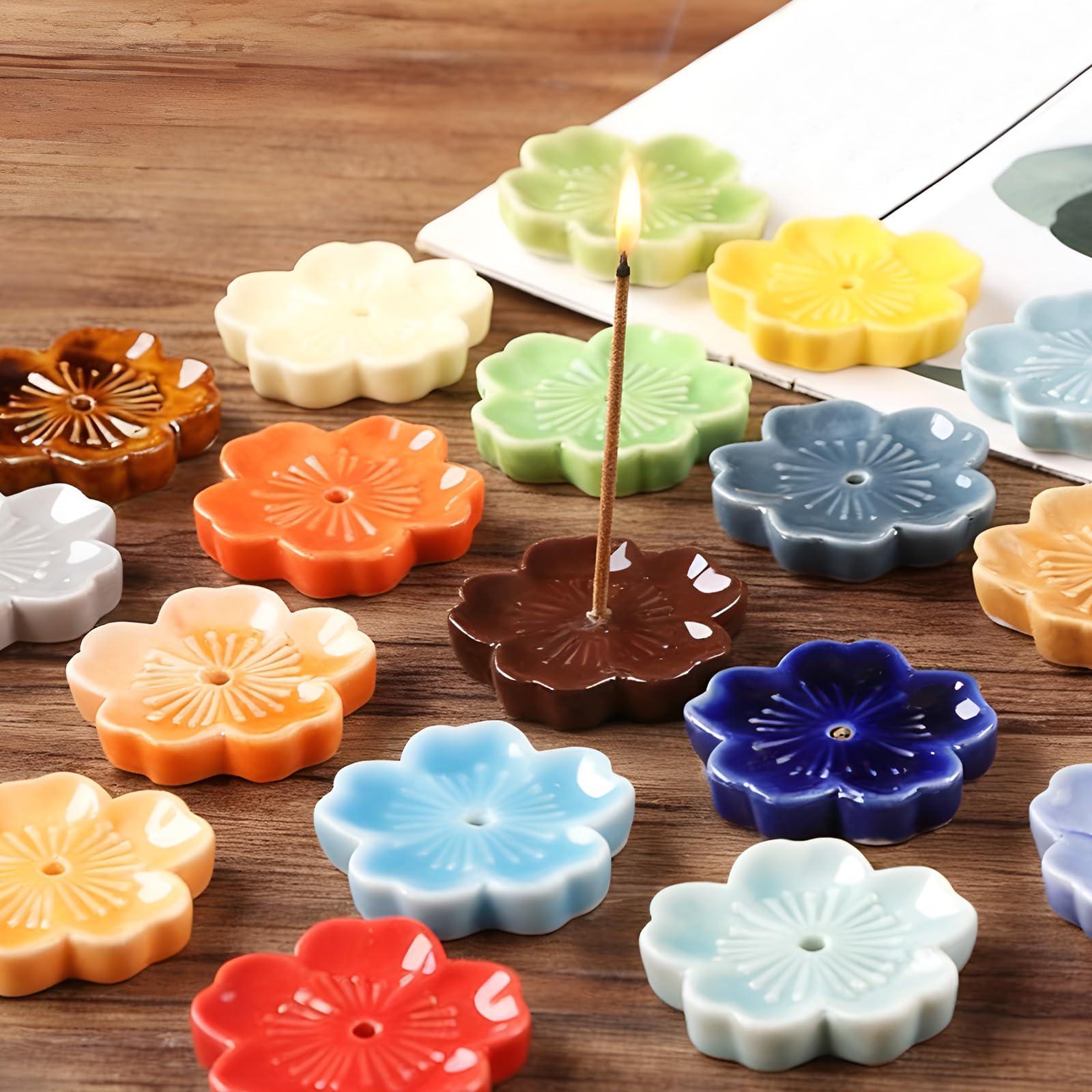 QUARKZMAN 8Pcs Porta Incenso In Ceramica Fiori Di Ciliegio 1.8"x1.8"x0.35" Porta Bacchette Incenso Decorazione Per Casa Ufficio Aromaterapia Giallo