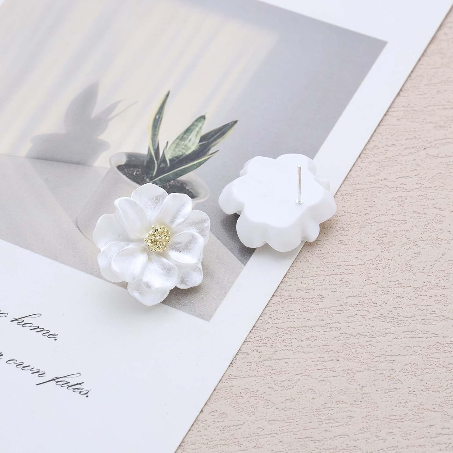 Boho White Resin Flower Earrings Acrylic Camellia Flower Earrings Metal Floral Stud Earring Wedding Floral Petal Earring Jewelry for Women - Image 7