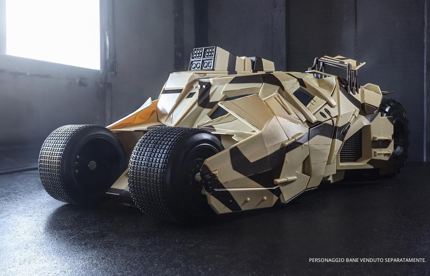 McFarlane Toys - DC Multiverse Camouflage Tumbler (The Dark Knight Rises) Veicolo Gold Label