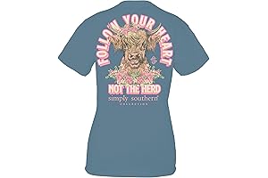 Preppy and Stylish Women's T-Shirt: Animal-Themed Southern Charm