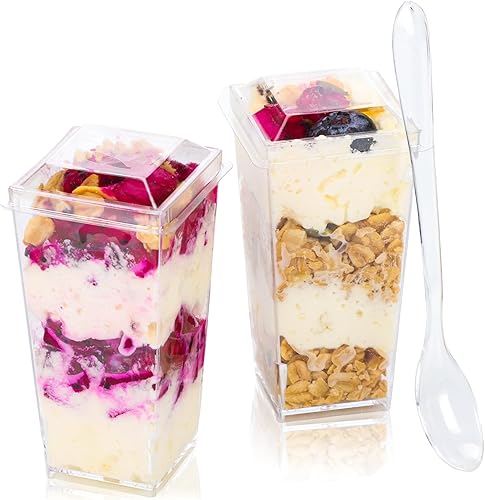 Moretoes Paquete de 60 tazas de postre de 3 onzas, juegos de tazas de aperitivo mini cuadradas con tapas y cucharas para pudín de frutas y helado