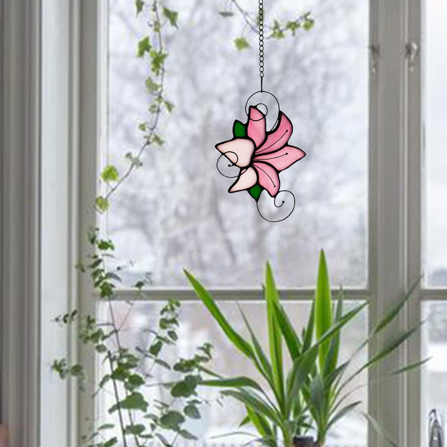 Lily Flower Stained Glass Window Hangings,Bloom Tiger Lily Flower Suncatcher for Window Decoration,Flowers Decoration Housewarming Gift, Wedding Gifts for Her (Lily Flowers)