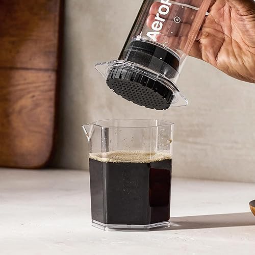 Miniatura 7 de Filtros de papel micro XL para cafetera AeroPress, blancos, compostables, hechos de papel blanco sin cloro, para cafeteras manuales AeroPress de