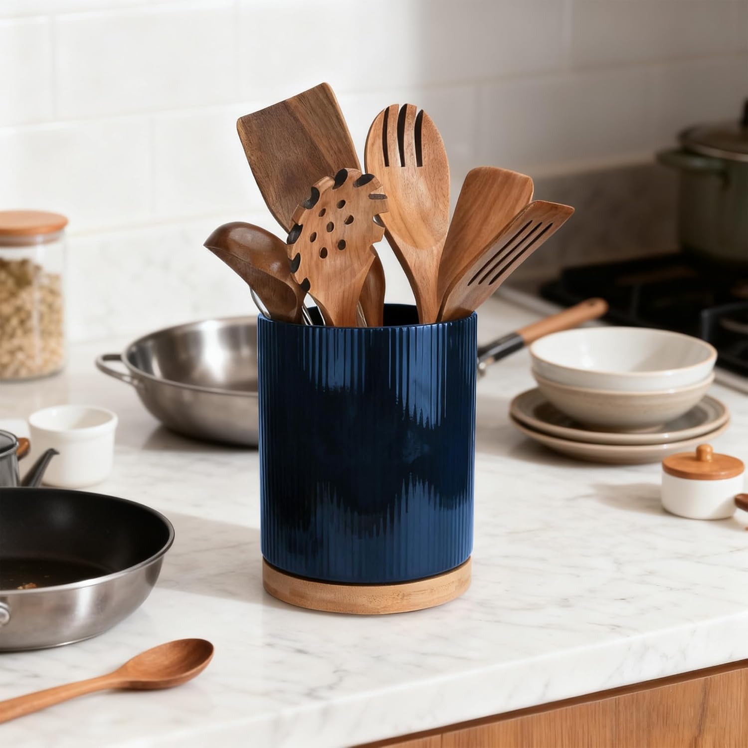 QUELIEN Utensil Holder, 360° Rotating Ceramic Kitchen Utensil Holder for Countertop, 7.7" Utensil Crock for Kitchen Counter with Rotatable Wooden Base,Ideal Housewarming Gift & Mothers Day Gift
