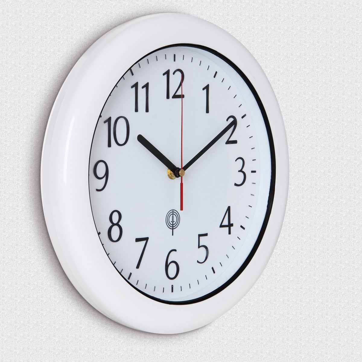 Deuba Reloj de Pared radiocontrolado Impermeable Blanco Ø30cm Silencioso Alta precisión Uso en Exteriores e Interiores