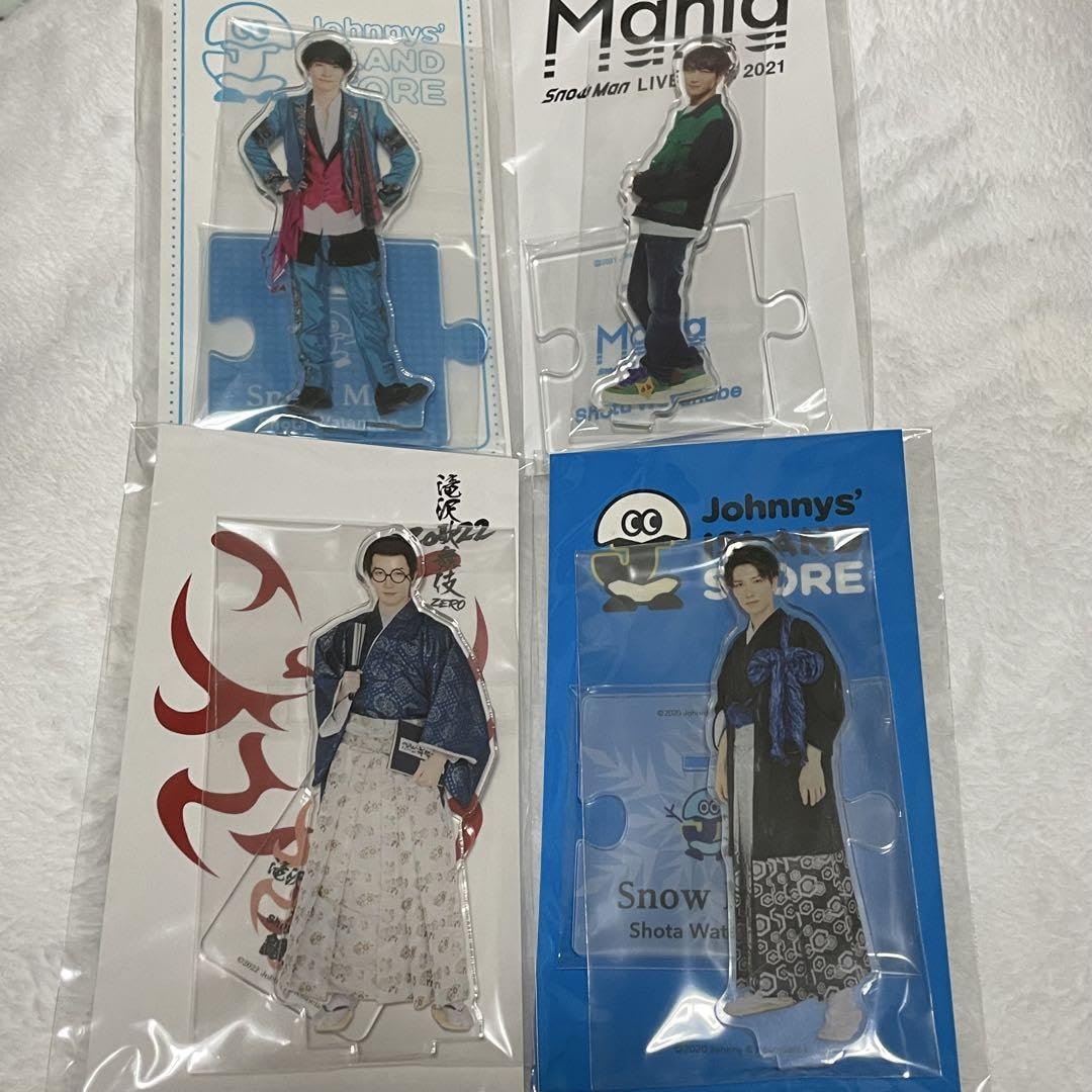 渡辺翔太　アクスタ4点セット SnowMan 渡辺翔太 アクスタ4点セット