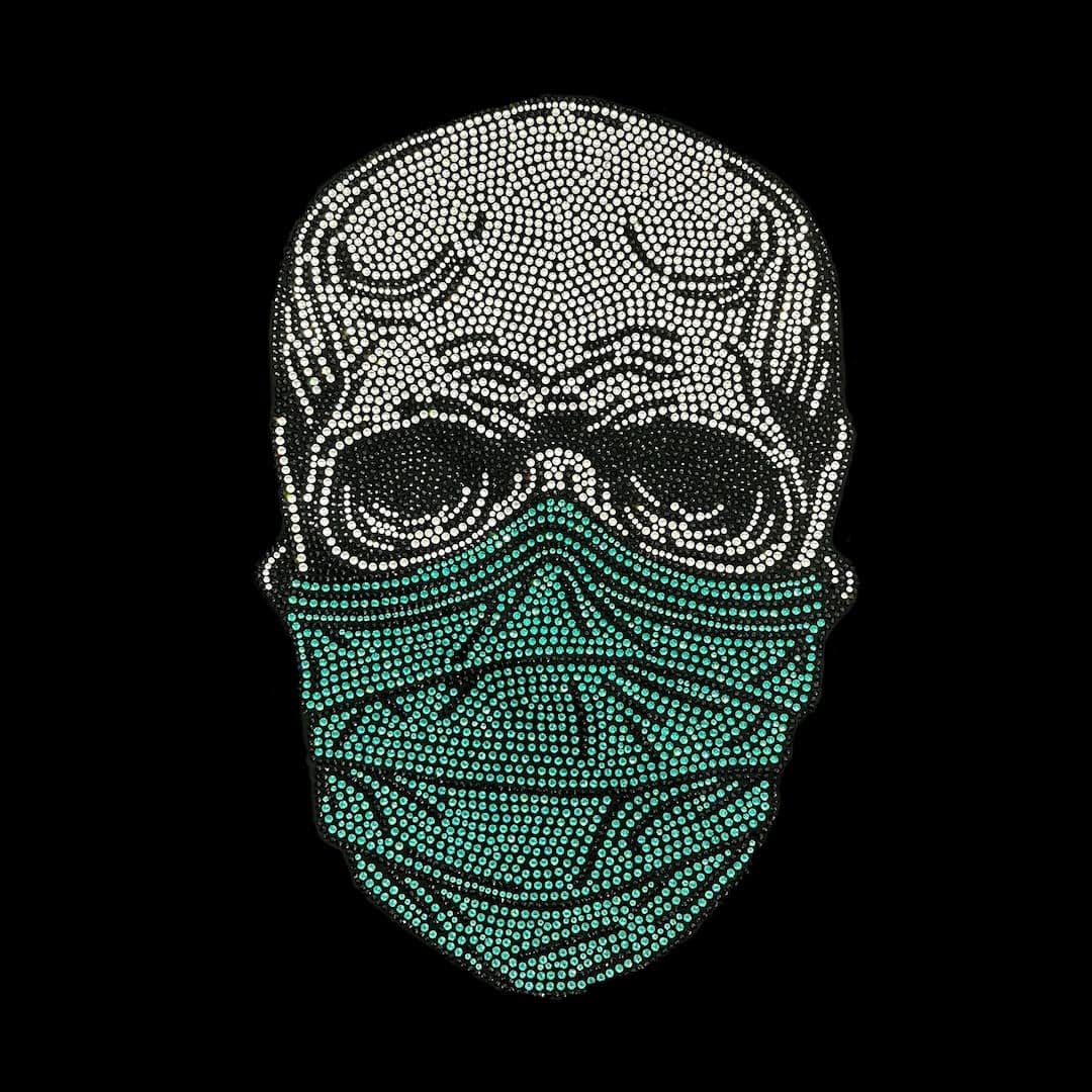 Rhinestop Green Mask Rhinestone Skull Heat Transfer Iron on Skull , Hot fix Rhinestone Crystals , Heat Patch , Skull mask