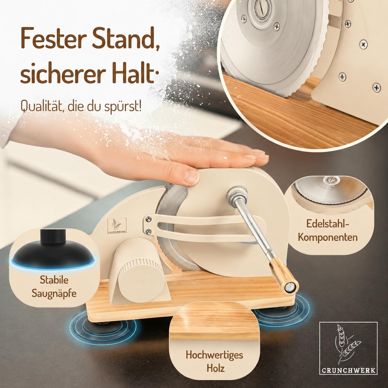 Brotschneidemaschine manuell – Hochwertiger Edelstahl Allesschneider mit Kurbel & Holzbrett | Präziser Schnitt, Retro-Design, rutschfeste Saugfüße für Brotliebhaber | Beige