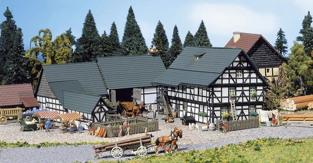 Faller 232360 - Granja de 3 Edificios [Importado de Alemania]