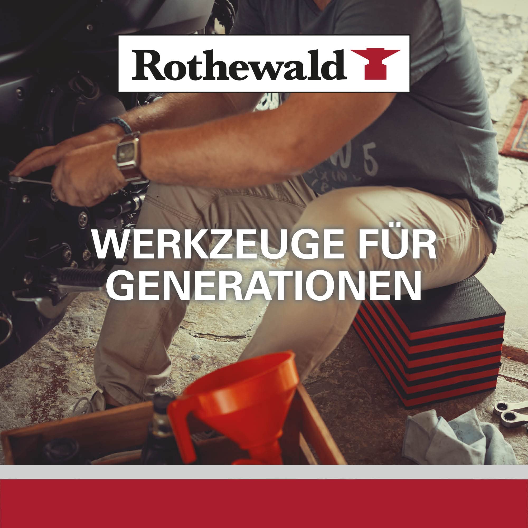 Rothewald Rangierhilfe Motorrad, 250 kg Tragkraft, mit Rangierbremse und Gummiauflage, Leichte Handhabung, Ideal zum Warten und Abstellen, für Motorräder mit Hauptständer