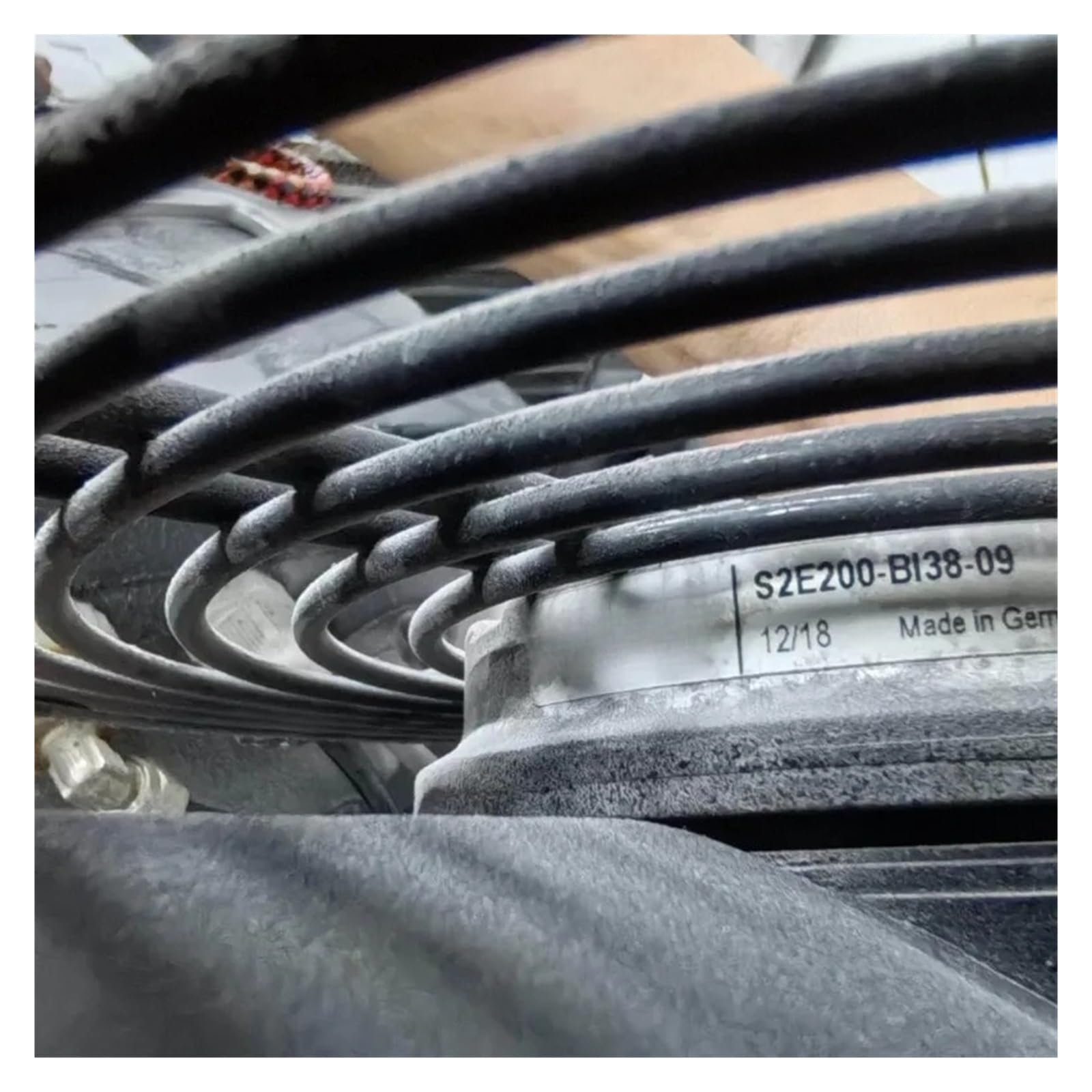 TYBVJSFJK S2E200-BI38-09 AC230V Cooling Fan