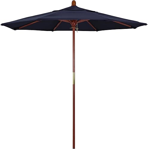 California Umbrella Paraguas redondo de 7.5 pies, marco de madera dura, accesorios de acero inoxidable, apertura de empuje, azul marino olefina