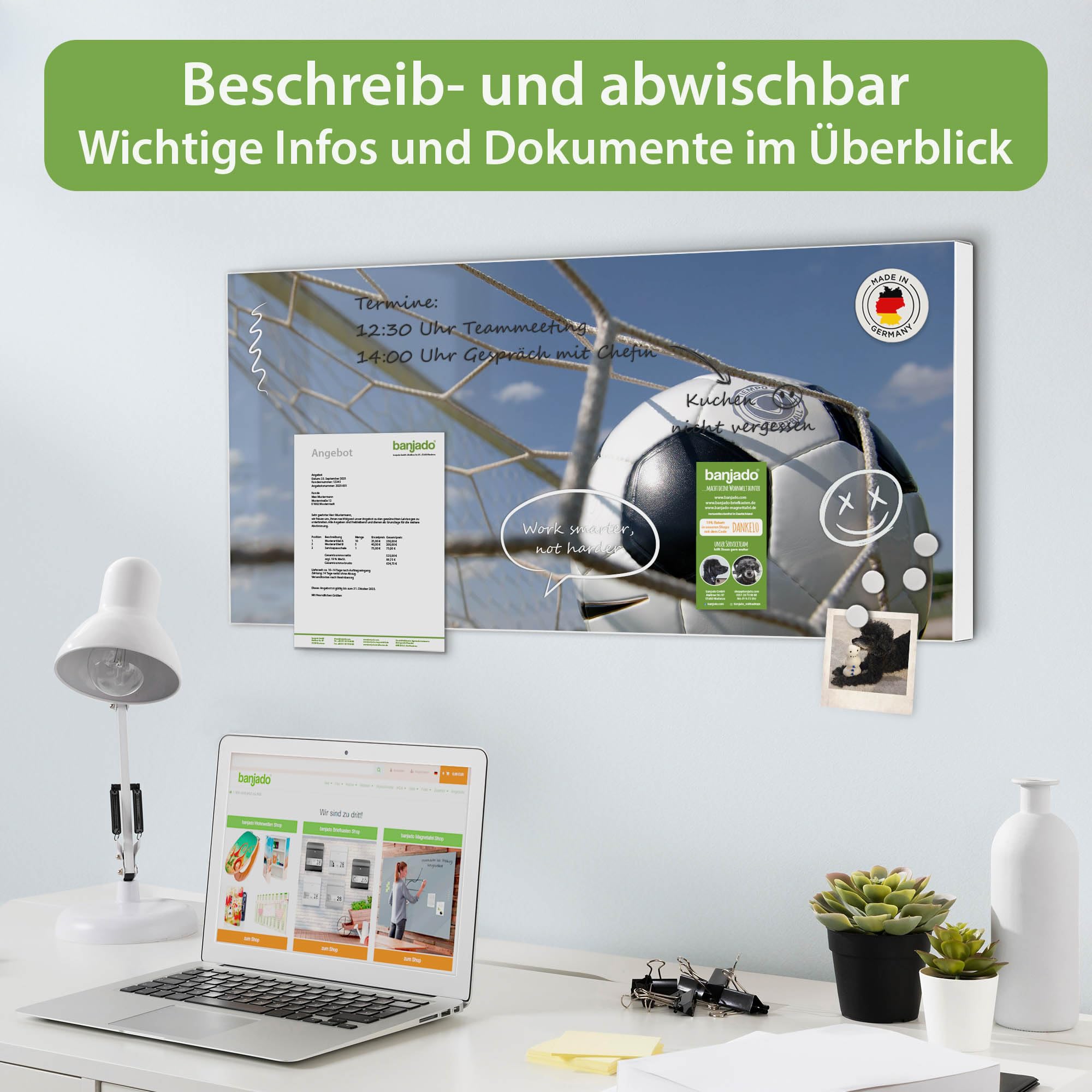 banjado Magnettafel Metall 78 x 37cm - beschreibbare Magnettafel - Metall Pinnwand als Memoboard - Magnetwand Küche, Büro, Kinderzimmer Weiß inkl. 4 Magnete & Montageset - Motiv Fußball