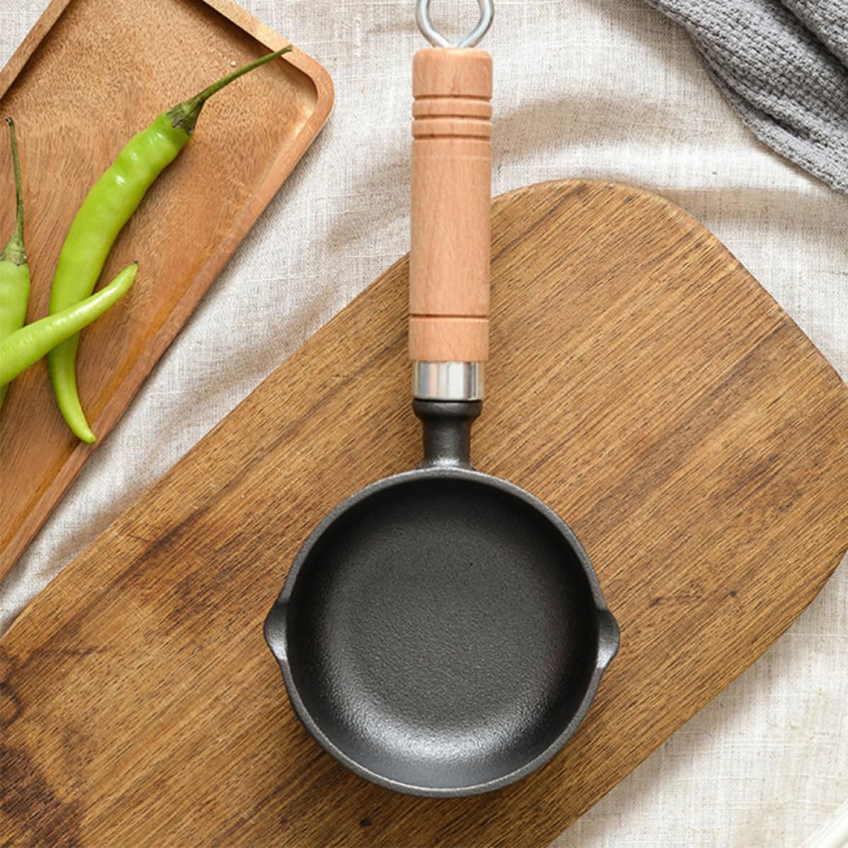 VILLCASE 2 Piezas Mini Sartén de Hierro Fundido, Sarten Pequeña, Negro, Diseño Vertedor, Resistente al Desgaste, para Freír Huevos y Hacer Tortitas en Cocina