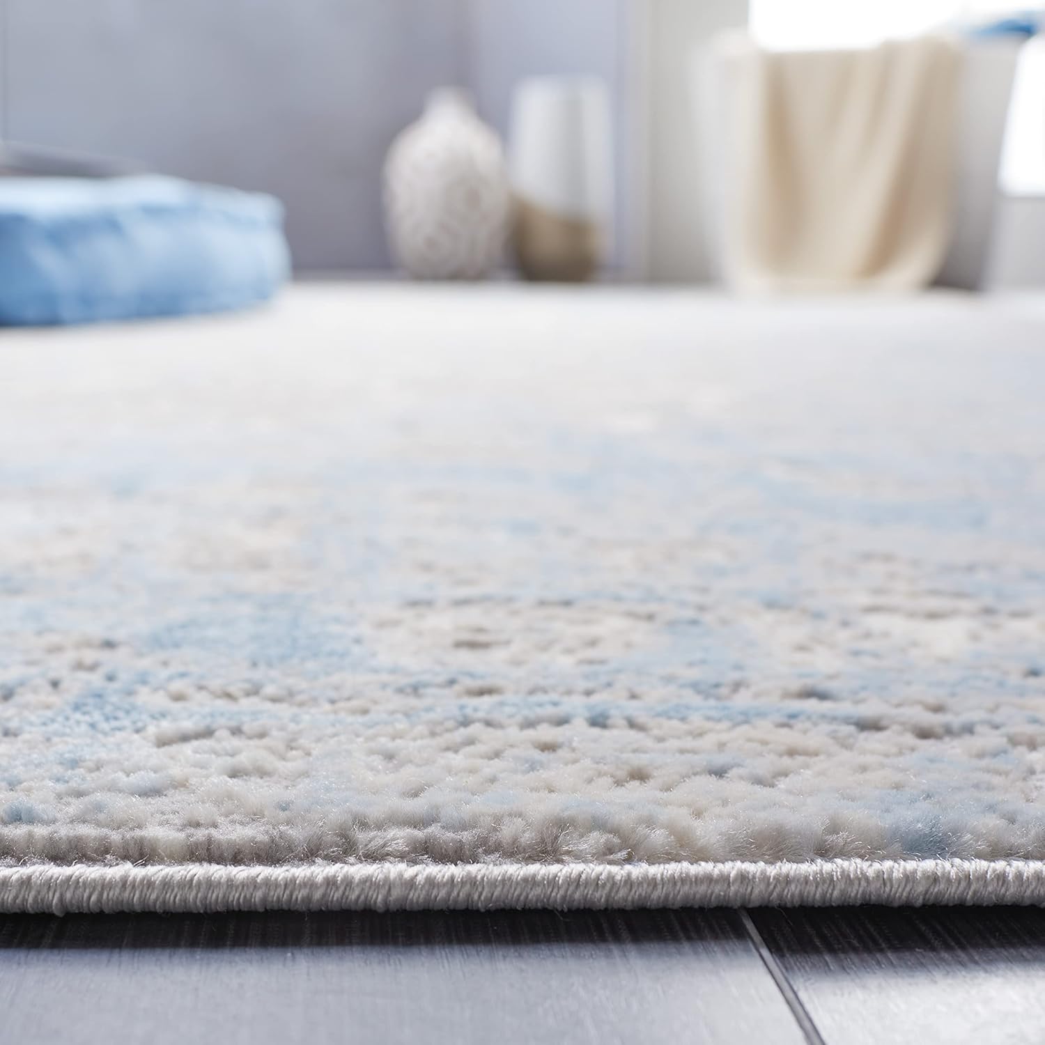 SAFAVIEH Lagoon Collection Area Rug - 9' x 12', Blue & Grey, Modern Abstract Design, Non-Shedding & Easy Care, Ideal for High Traffic Areas in Living Room, Bedroom (LGN574M)