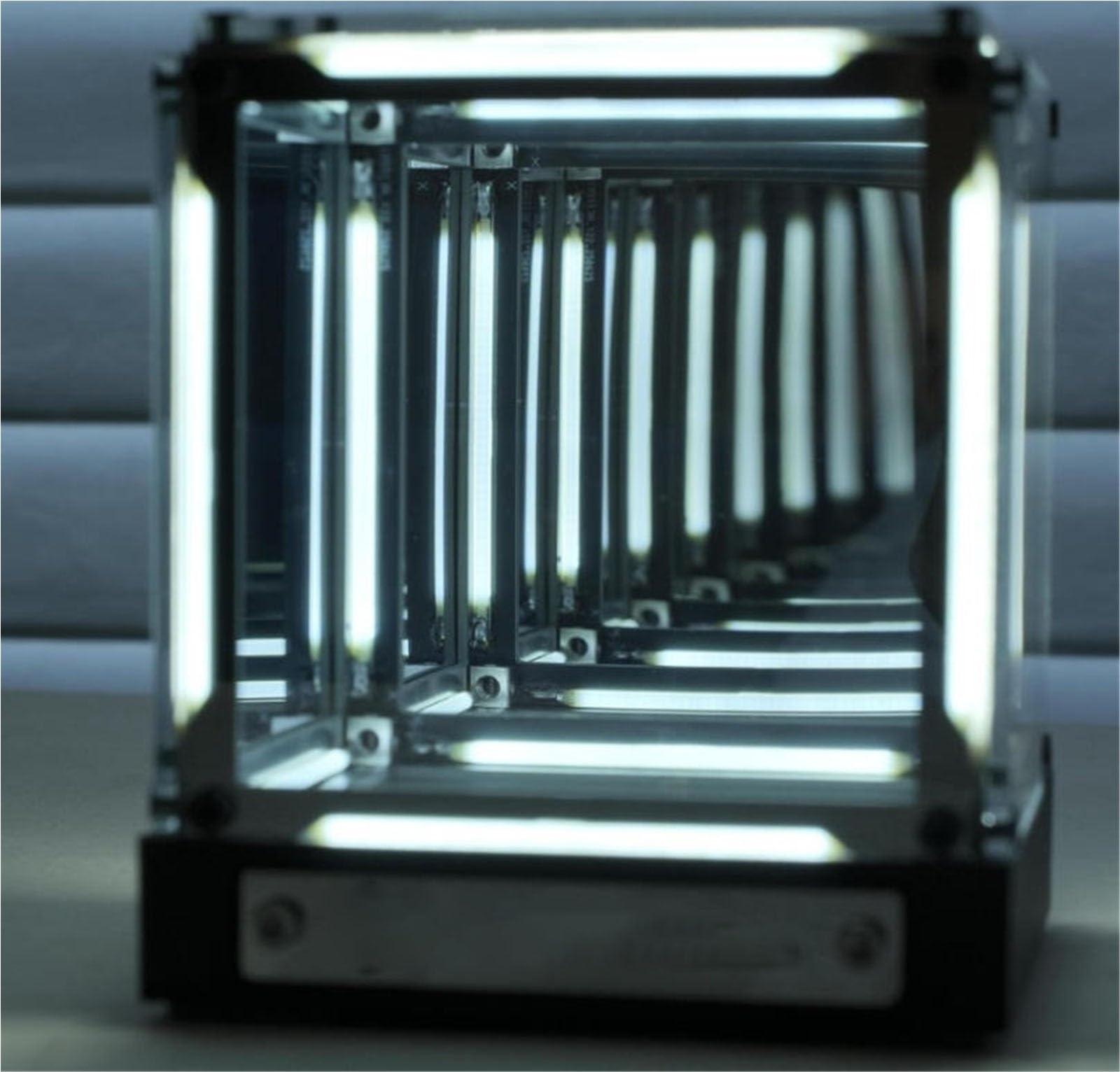 Lampada Infinite Space Abyss, Cubo Tesseract 4D Infinite Space Abyss Light Touch Dimmerabile Cubi Specchio Infinity Ricaricabile LED Hyper Cube Luce Notturna(White)