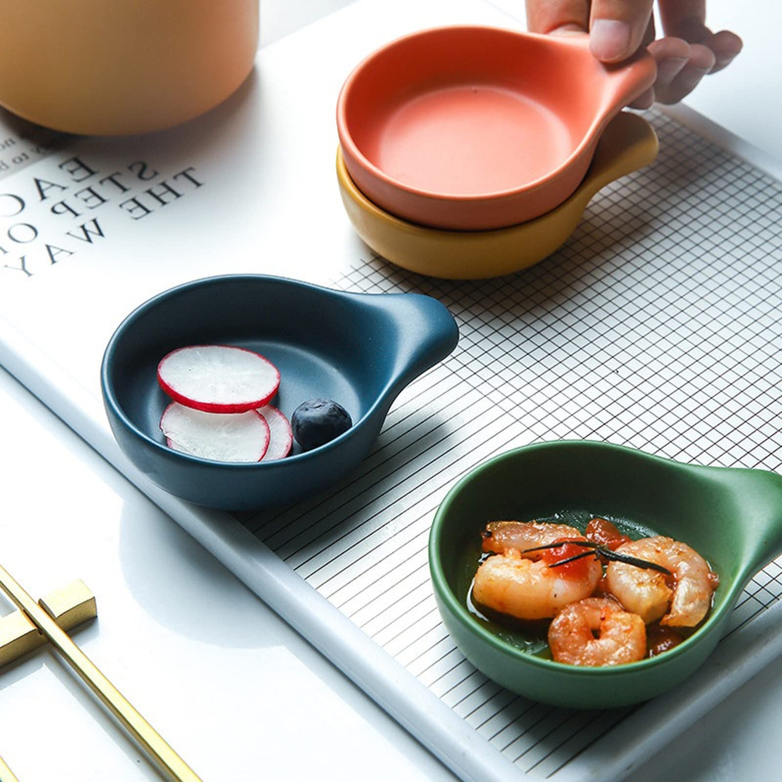 danie z przekąskami Proste danie przyprawowe Dip/Zanurzenie miseczki odporne na ciepło Mini sos Dish Porcelain Spice Container (Color : E)