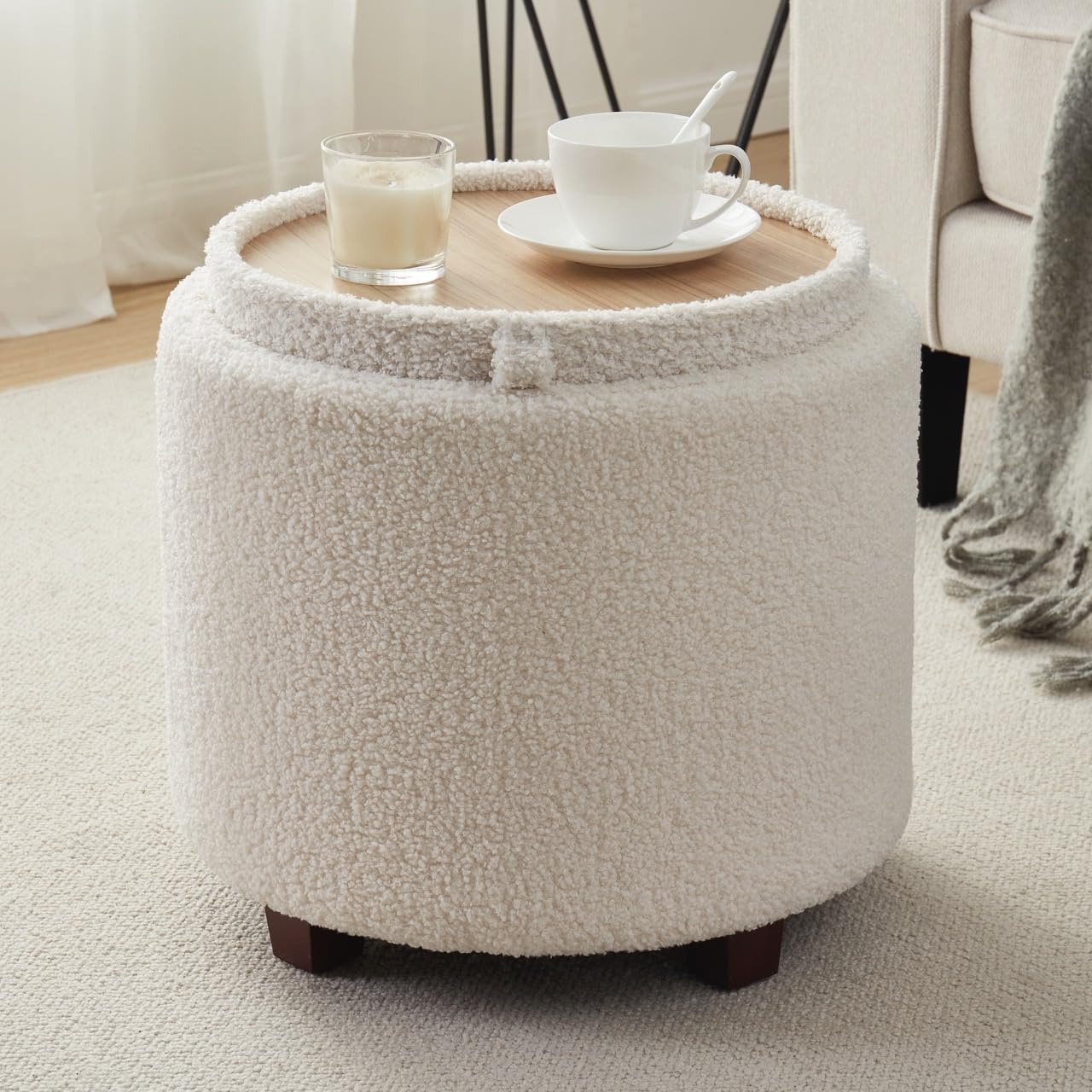 Ornavo Home Lawrence Round Boucle Storage Ottoman with Lift Off Lid and Tray Lid Coffee Table, Ottoman with Storage for Living Room, Bedroom and Office, Boucle White