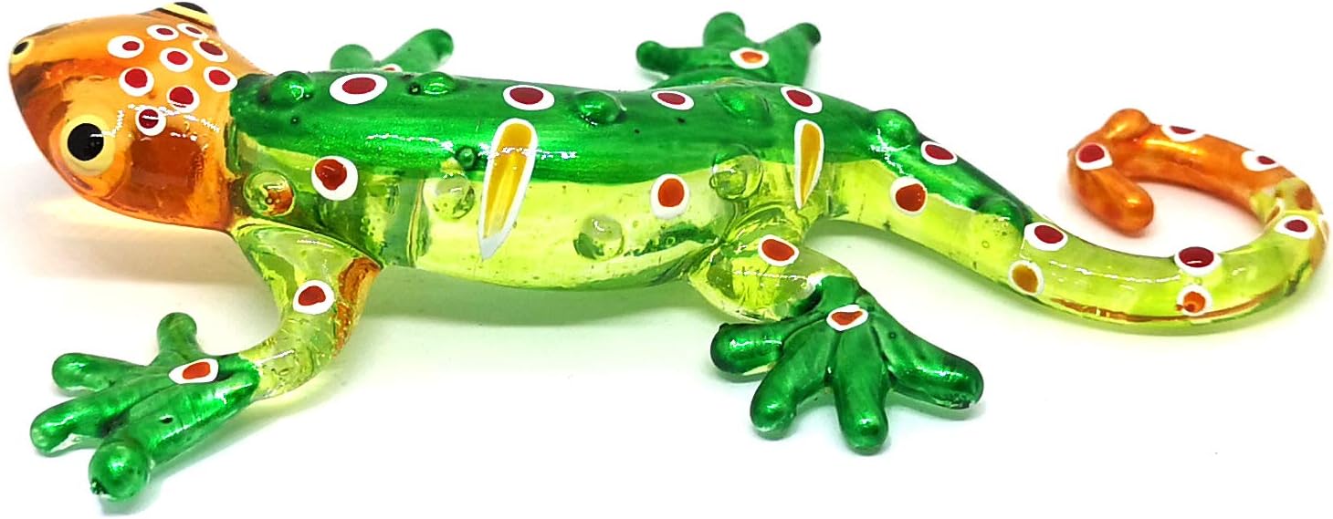 Hand-Blown Glass Green Miniature Gecko Figurine, Terrarium Decor image 4