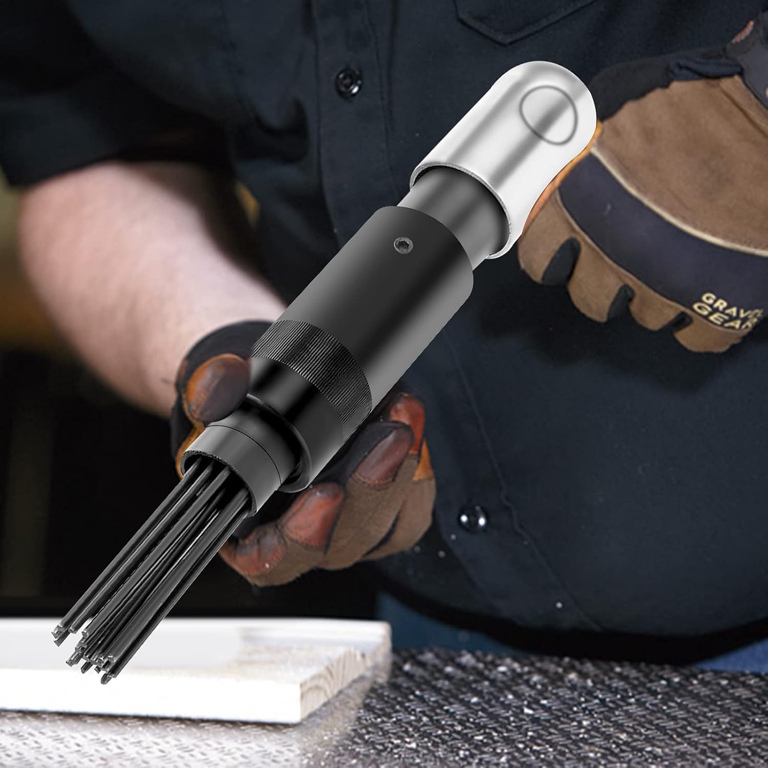 Canadian Tool & Supply Pneumatic Needle Scaler – PNS-12 Air Tool With Comfort Grip, 2800 BPM, For Rust & Paint Removal