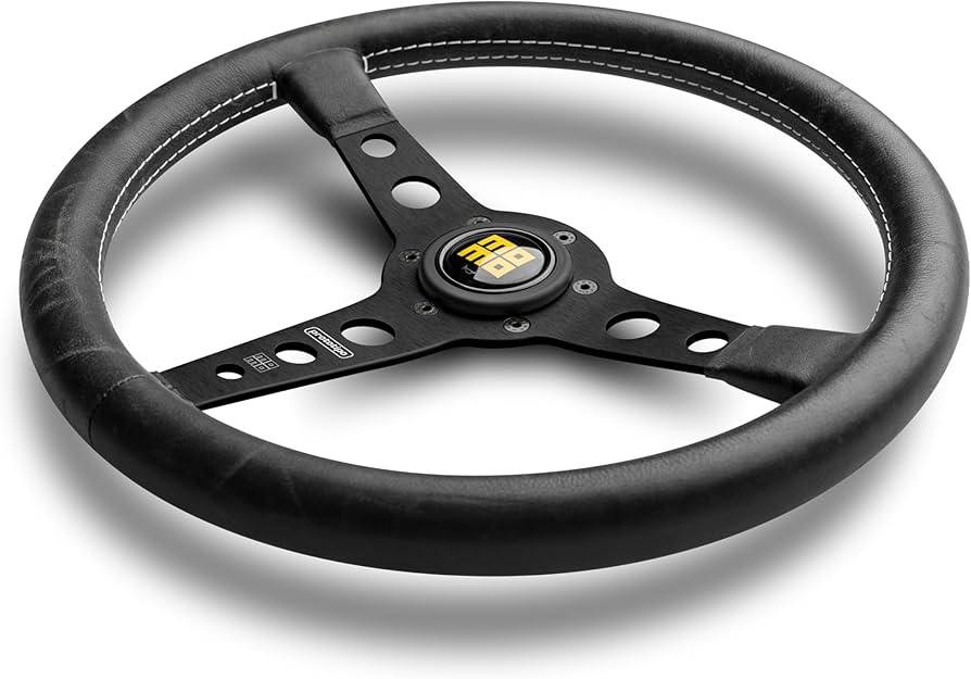 MOMO ステアリング　レトロ hqdefault.jpg