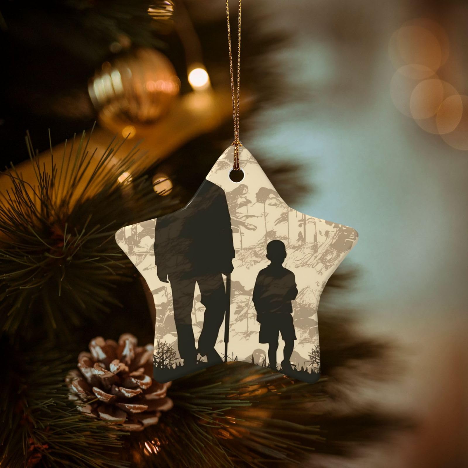 Christmas Tree Ornaments Ceramics Christmas Decorations Son and Father Silhouettes Ornaments with Gold Ribbon Porcelain Xmas Tree Crafts Star Shape Hanging Pendant for Christmas Tree Party Decor