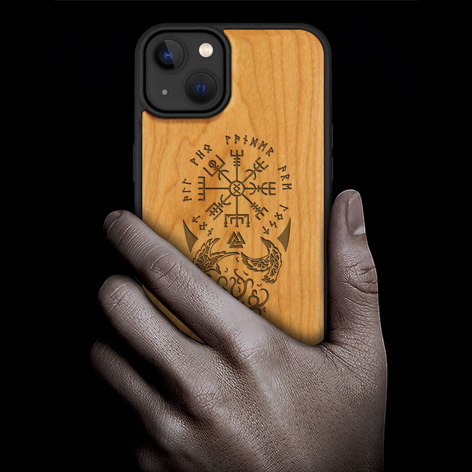 Coque Carveit Pour IPhone 14 Plus – Bois Et Coquillage Gravé – Magsafe – Motif Marteau De Thor