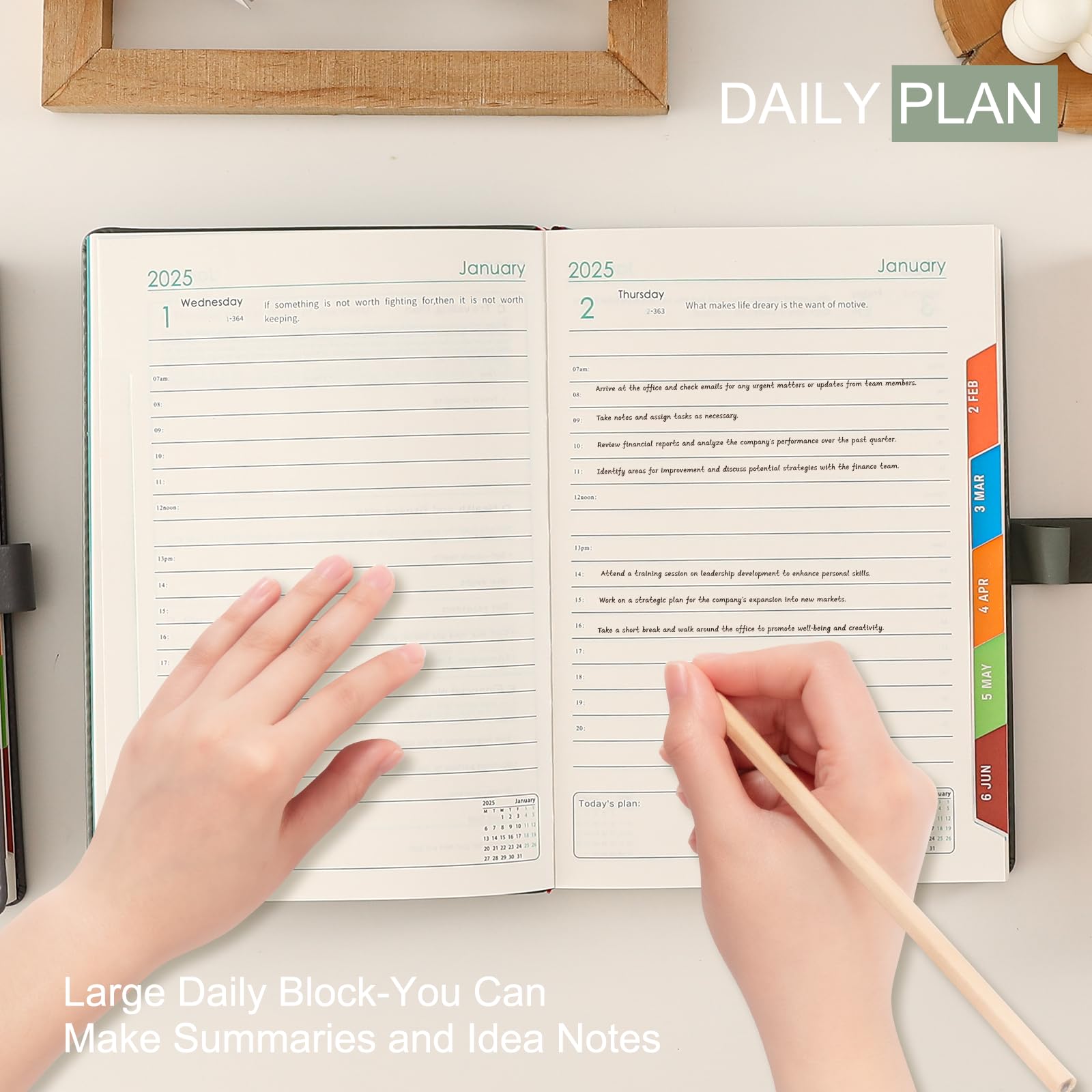 Mljtoyo Agenda 2025, 2025, formato A5, pagina al giorno, planner mensile settimanale con penna, agenda giornaliera con adesivi, 3 segnalibri, tasca posteriore, linguette mensili colorate, agenda