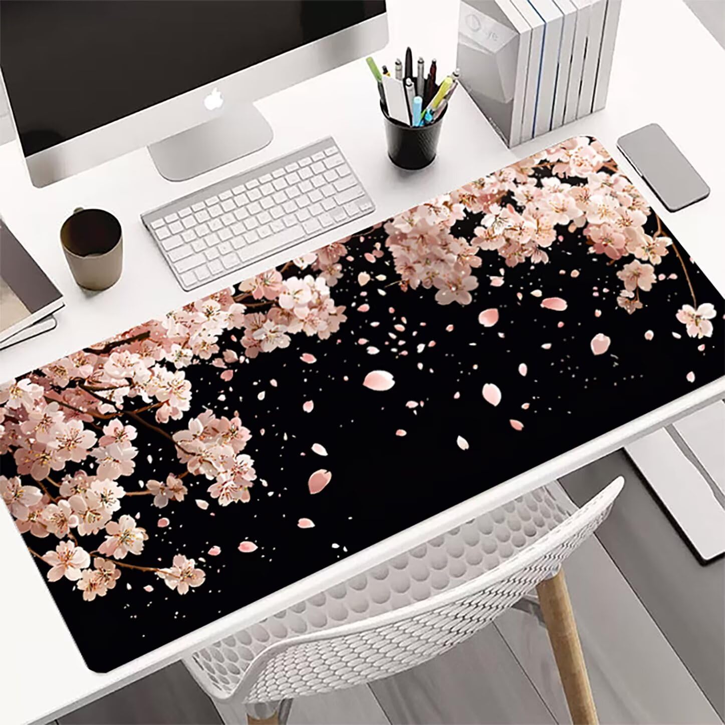 Lpfieonn Kirschblüten Großes Schreibtischunterlage, XXL Schreibtischunterlagen, Schwarz XXL Wasserdicht Gaming Mousepad mit Vernähter Rand und Rutschfeste Gummibasis, für Hause/Büro 120x60cm PF-2517