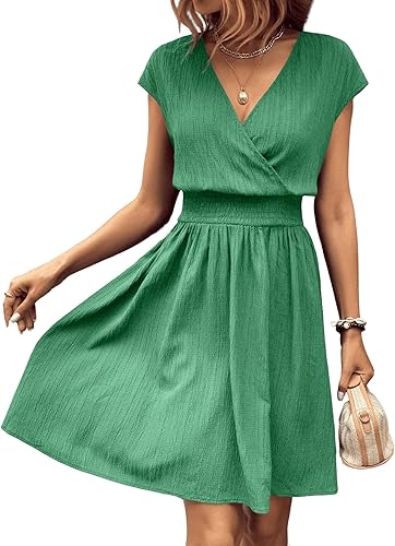 SweatyRocks Vestido corto acampanado con cuello en V cruzado y manga corta de murciélago para mujer