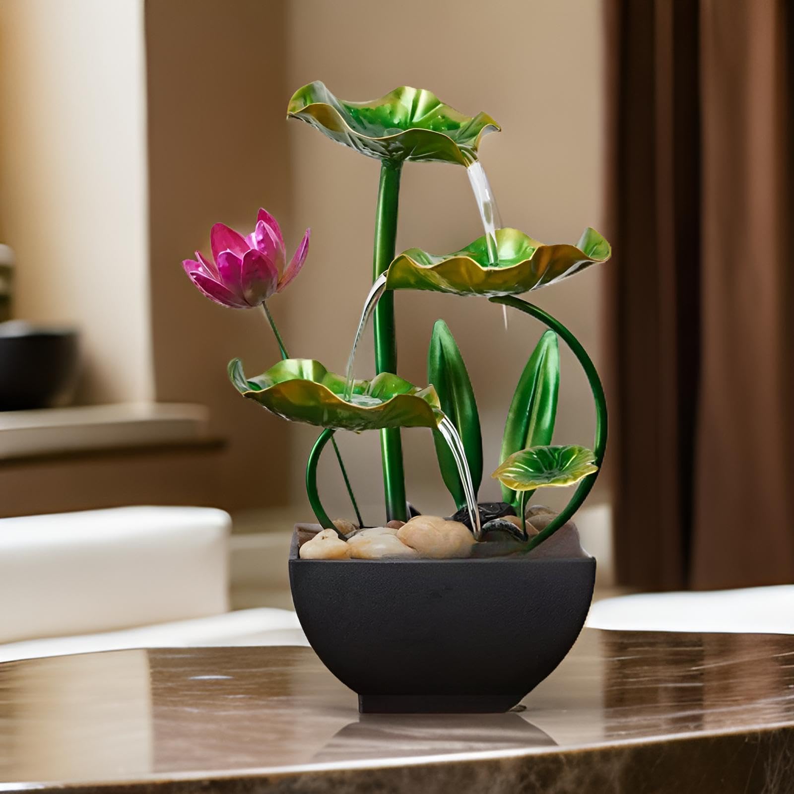 Fontana d'acqua da tavolo per interni da 25 cm, con 4 livelli di acqua fluente e 10 cristalli per meditazione, relax e buona fortuna, cerchio di luci soffuse (cartamo escl. 5 pietre))