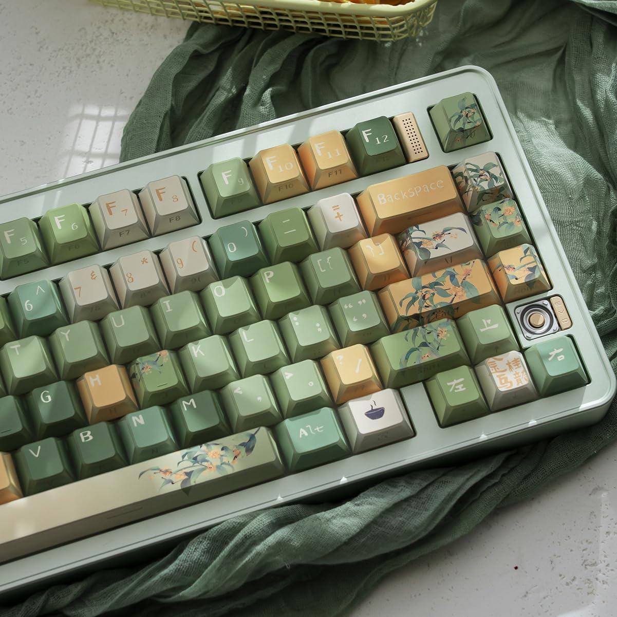 Sumgsn 131 Keys PBT Shine Keycaps Cherry Profile Green Keycaps Set Fit for 61/64/87/104/108 Cherry Mx Switches Mechanical Keyboard