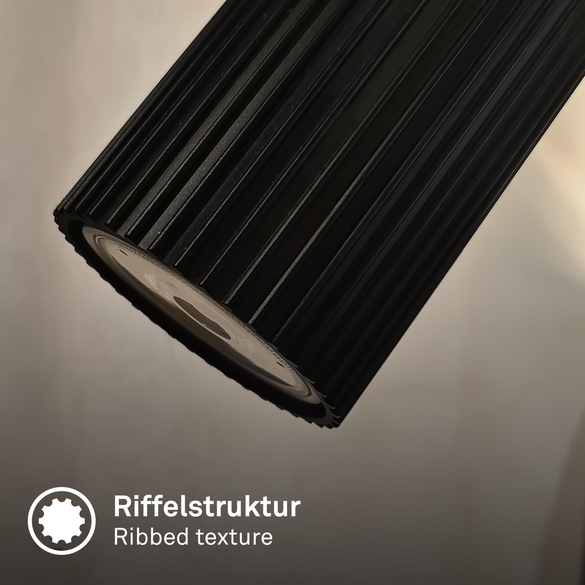 BRILONER - Stehlampe mit Fußtaster, 3x GU10, Schwenkbar, 22x141cm, Schwarz