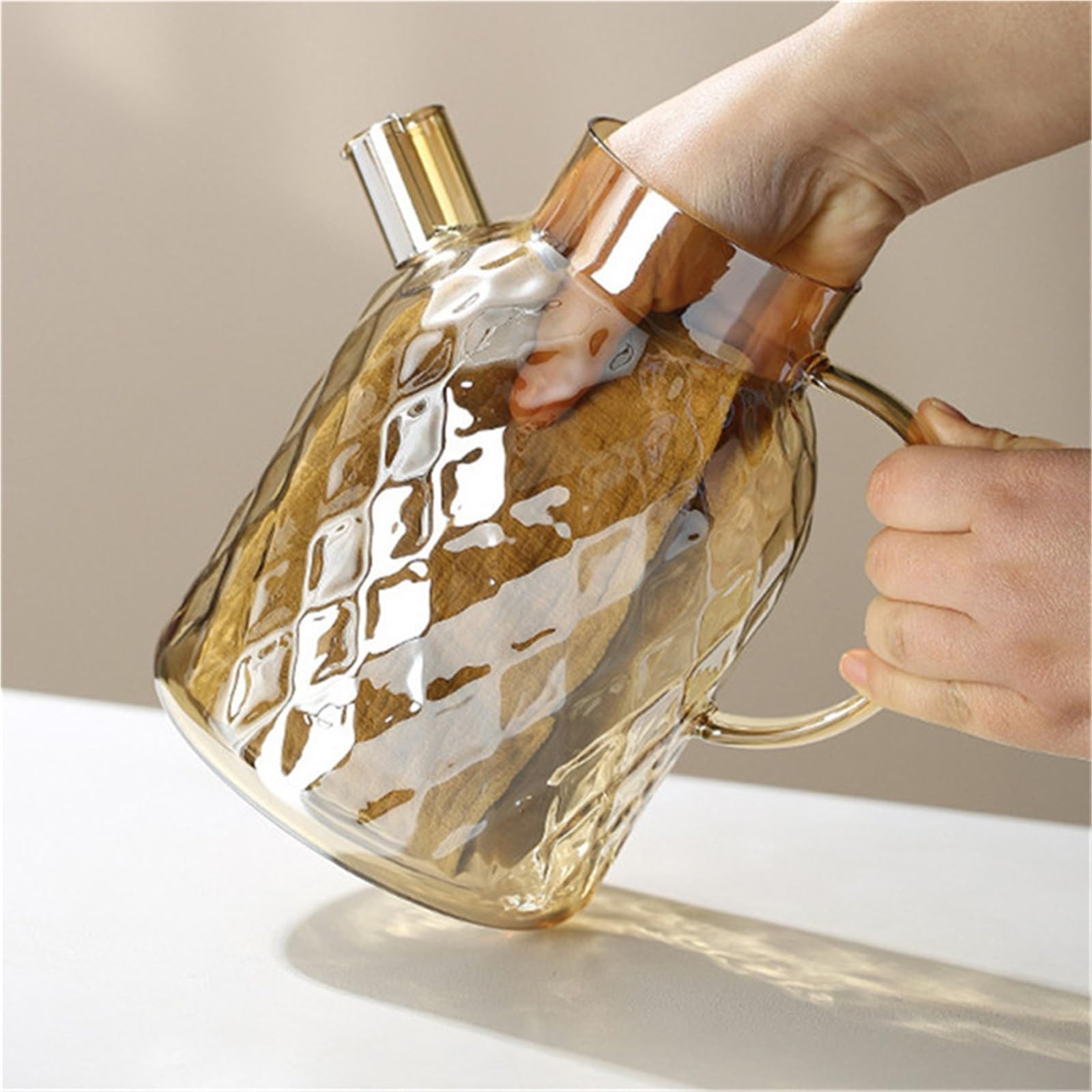 Wasserkrug aus Glas, hoher Borosilikat, hitzebeständiger Getränkekrug mit Deckel, breiter Griff, großes Fassungsvermögen für einfaches Ausgießen