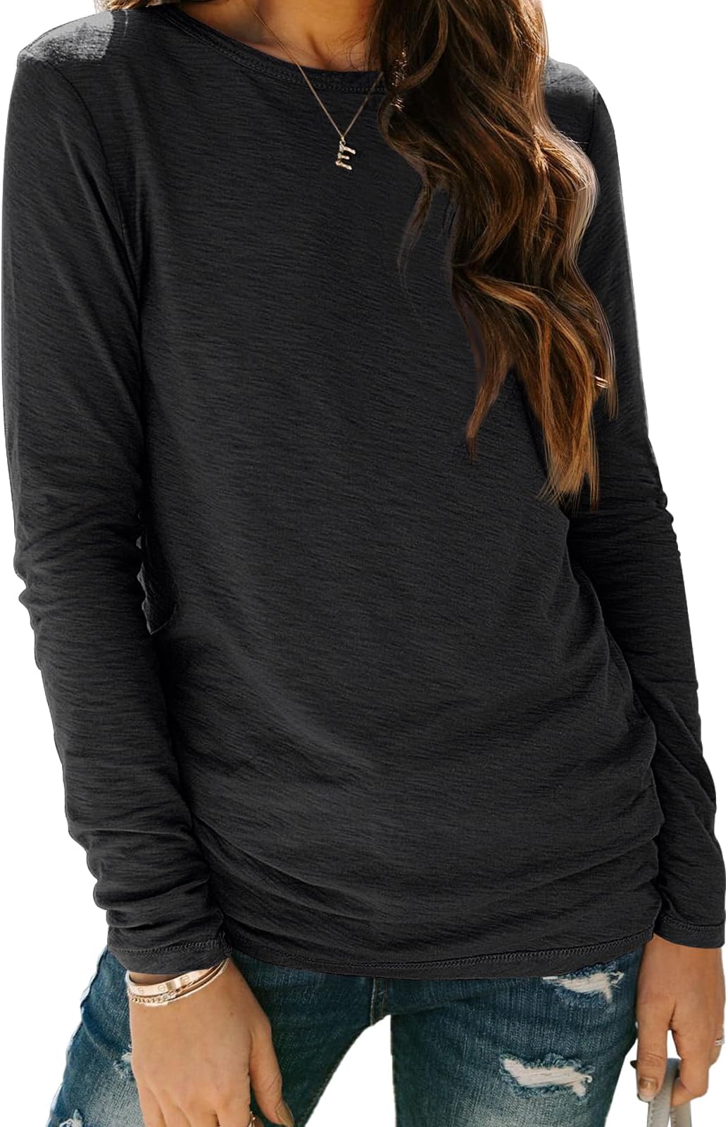 Women‘s Basic Long Sleeve Crewneck, Plus Size Winter & Spring Top, Casual Fall Tee for Teacher & Everyday Outfits