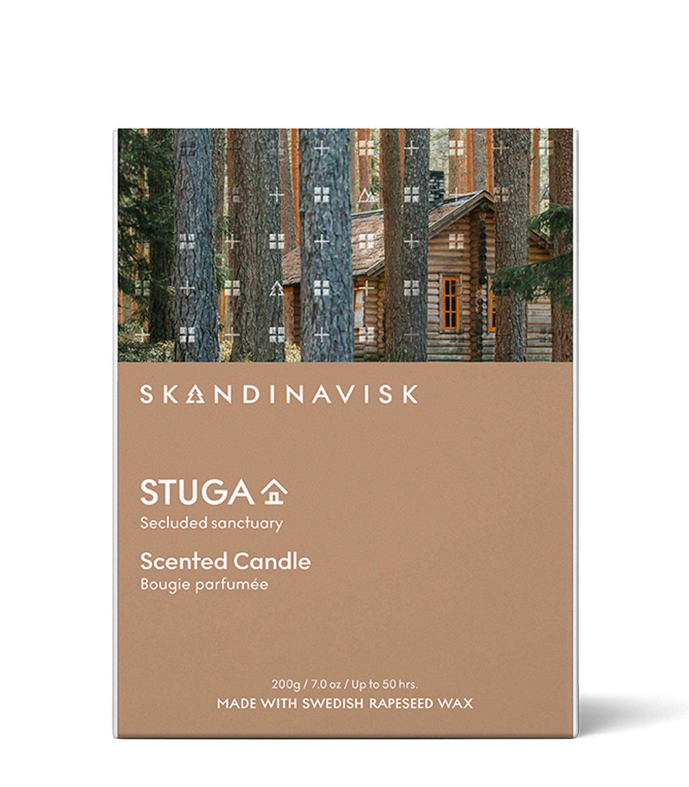 Skandinavisk STUGA Duftkerze. Duftnoten: Birkenrinde und Waldmoos, Muskatnuss und Weihrauch. 200 g.
