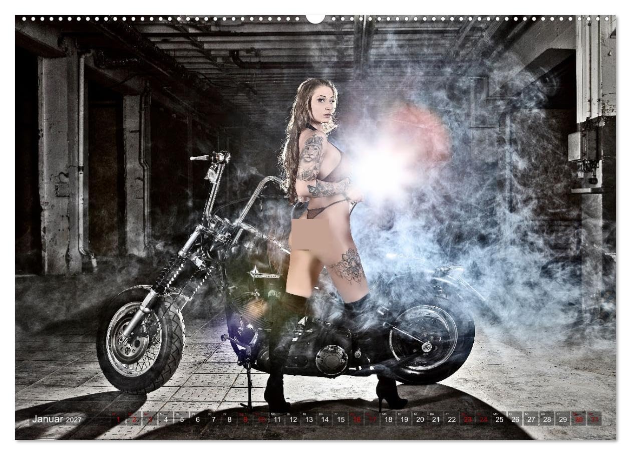 CALVENDO - Motorräder und Sexy Girls (Wandkalender 2027 DIN A2 quer), Monatskalender: Stilvoll gestaltete Bilder mit schweren Maschinen und heißen Girls