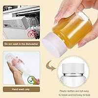 Vista 4 de Lallisa 50 botellas de plástico de 2 onzas con tapas, mini botella de jugo transparente con tapa, recipientes de jengibre reutilizables a prueba