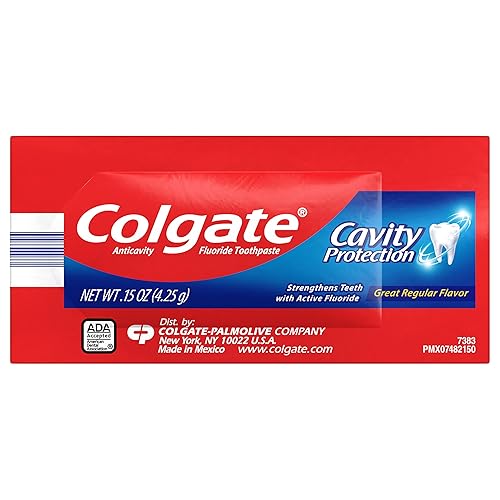 COLGATE Pasta dental de protección de cavidades, gran sabor regular a menta, pasta de dientes con flúor, pasta de dientes tamaño de viaje, artículos
