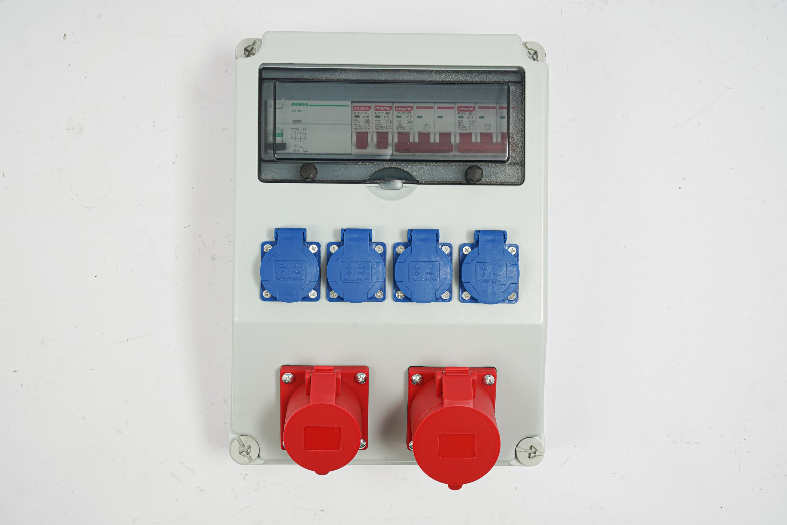 Enchufe de pared combinado IP44 – Distribuidor de pared con 4 enchufes Schuko + 2 enchufes de 5 pines (16 A/32 A) – Caja de distribución de corriente impermeable, ABS / PC, para interior/exterior
