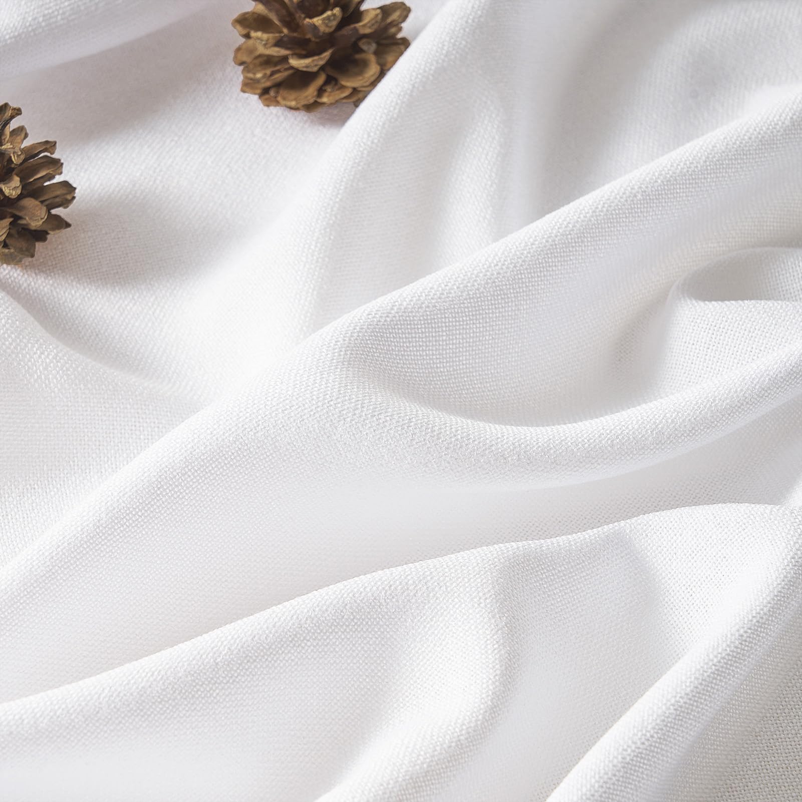 MRTREES Tenda Bianca Corta per Interni Finestre Camera da Letto 2 Pezzi, 140x122 CM, Tende Lino Semitrasparenti per Cucina Soggiorno Salotto Cameretta Bambini con Occhielli