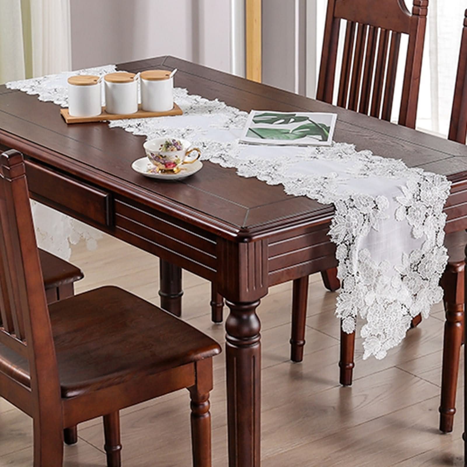 Tischläufer Weiß Rolle, Tischdekoration Zu Weihnachten aus Polyester Spitzenmuster Weiß 35x240CM für Partys Abendessen