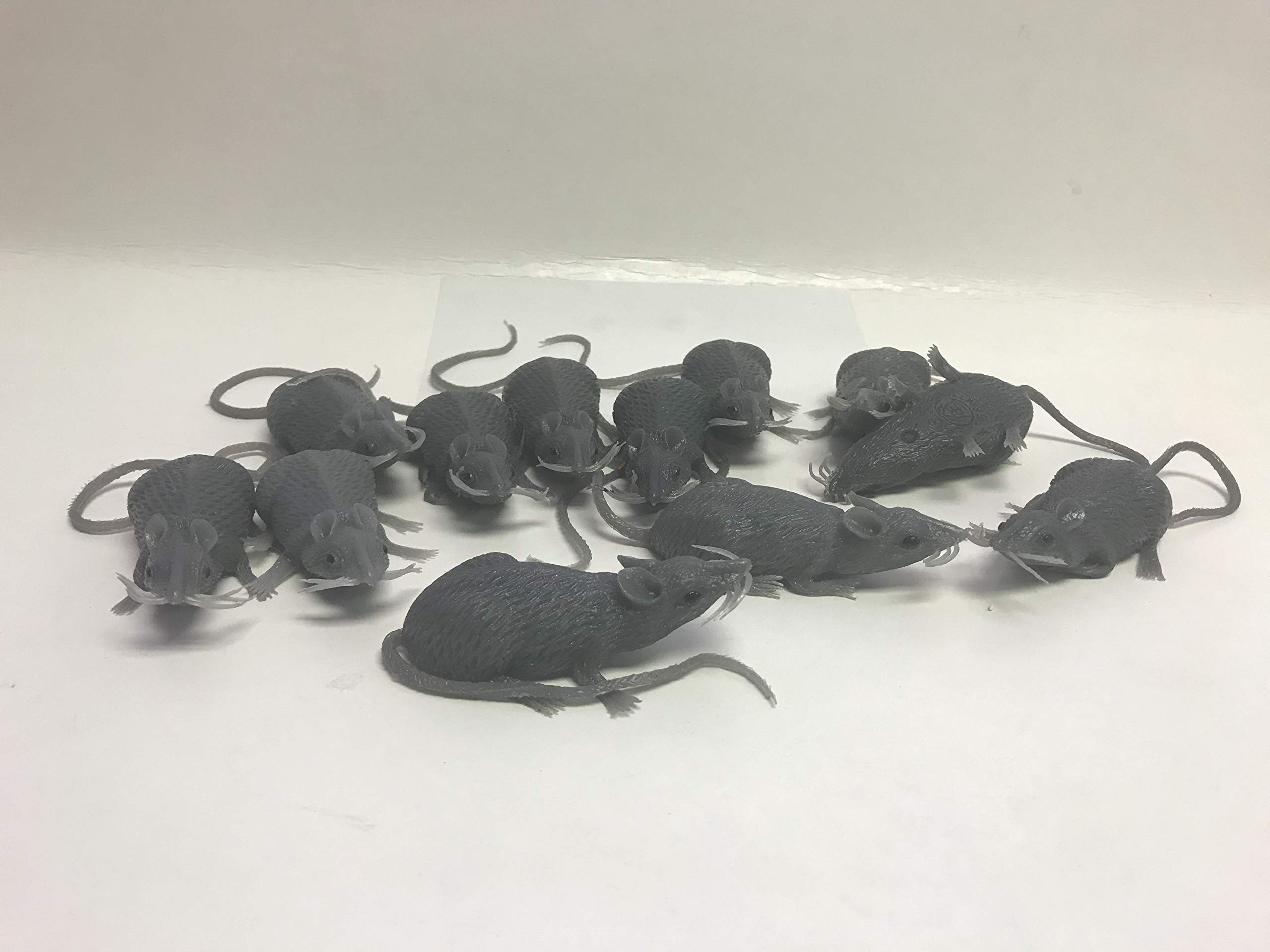 Amazon.co.jp: abunchoffun 不気味なグレーのラバーマウス いたずら