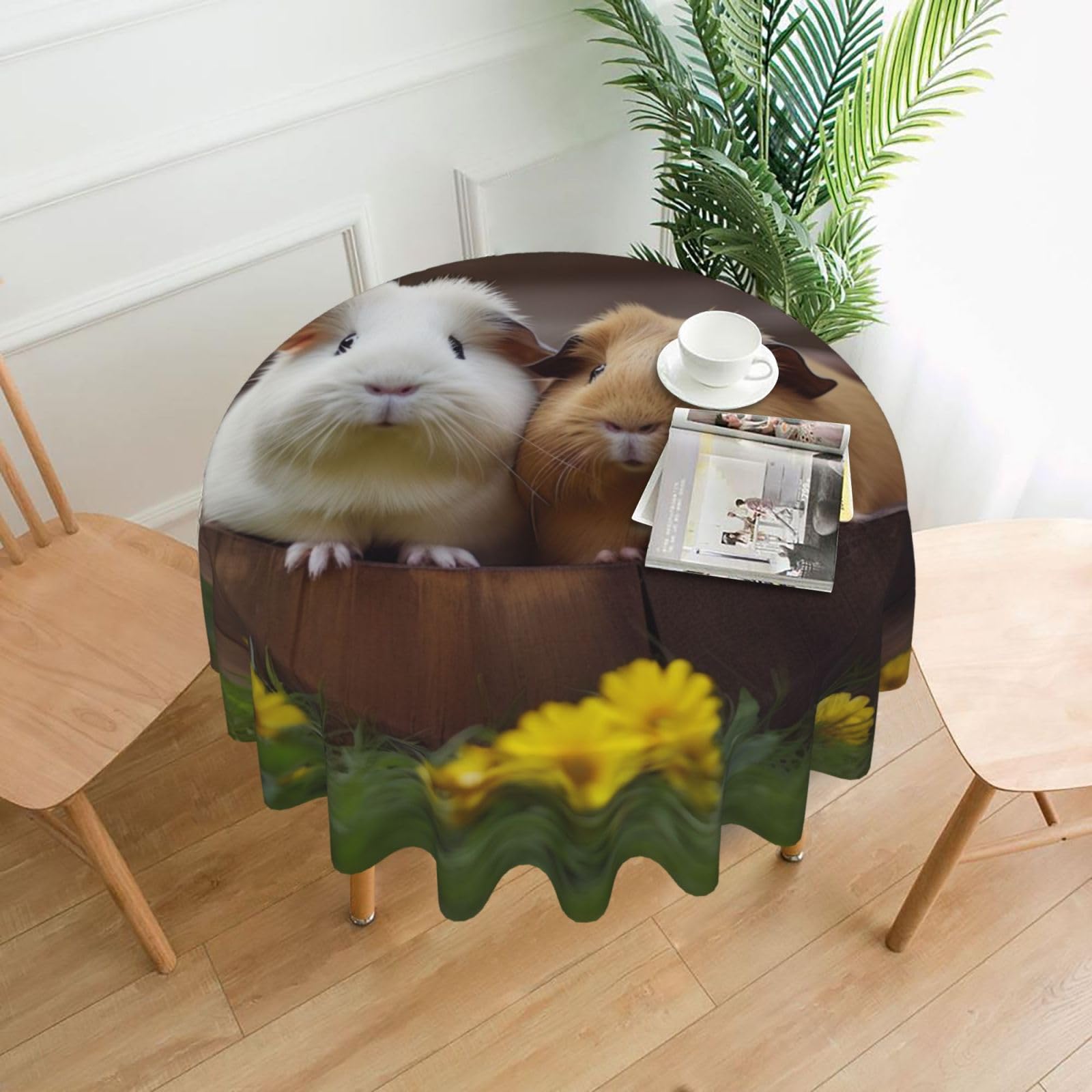 WPKJU Guinea Pigs Printed Round Tablecloth 60 in Water Resistant Table Cover Washable Table Cloth for Dining Tables