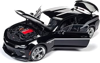 Auto World 2018 Chevrolet Camaro Coupe (Yenko) 1:18 Scale Diecast
