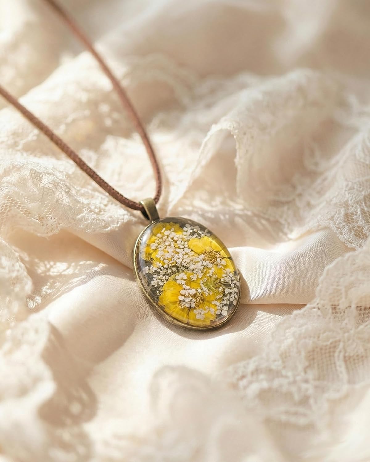 Vintage Real Flower Necklace for Women, Handmade Resin Pendant, Elegant and Unique, Meaningful Gift for Christmas, Mother’s Day or Any Special Occasion - Adjustable - Image 3